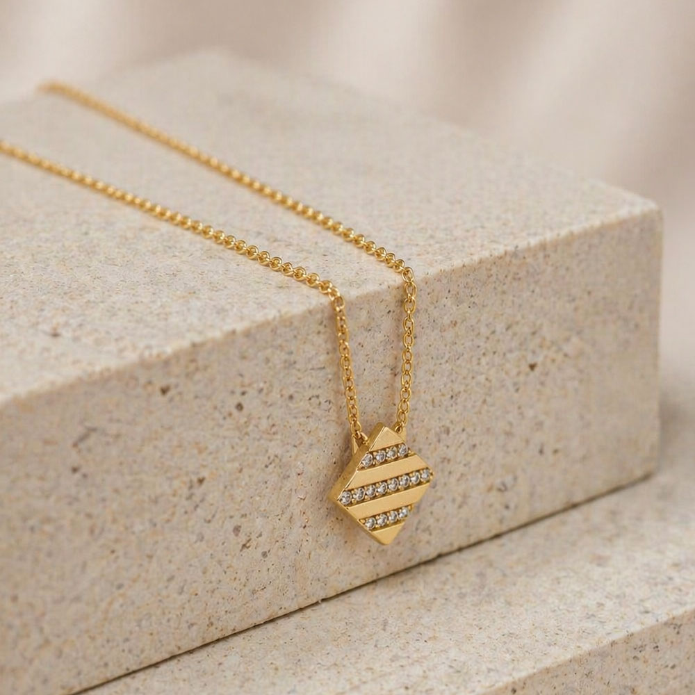gold heart pendant necklace – waterproof luxury jewellery for women (copy) gold heart pendant necklace – waterproof luxury jewellery for women (copy)